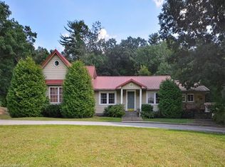 66 Fairwinds Dr, Hendersonville, NC 28791