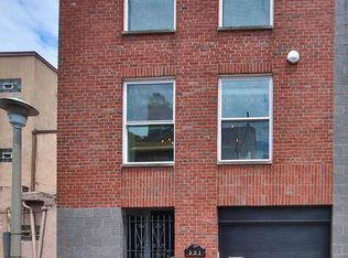 321 Fulton St, Philadelphia, PA 19147