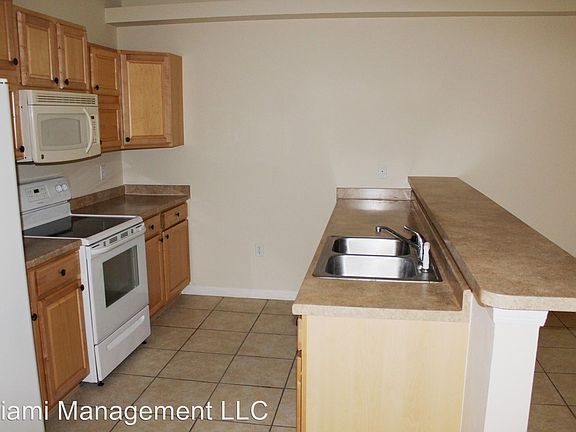 5th image of 603 SE 5th St