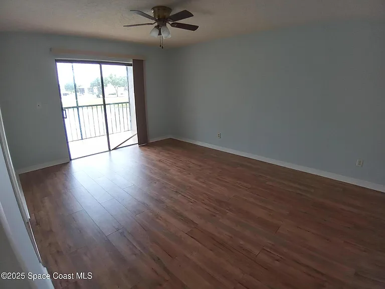 1800 University Ln #106 — Photo 8