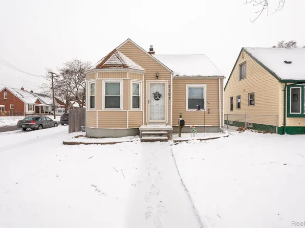 3107 Lafayette Blvd, Lincoln Park, MI 48146