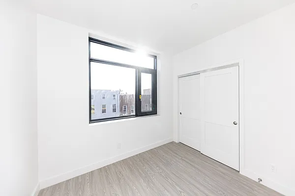 Rented by Oxford Property Group | media 5