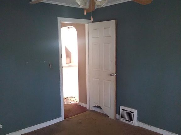 BED ROOM PIC 1