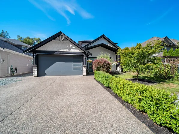 27247 33b Ave, Langley, BC V4W 4A6