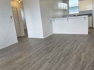 94-011 Waipahu St APT E305, Waipahu, HI 96797