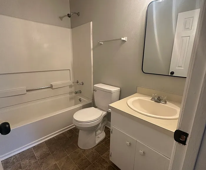 8000 Tiburon Cir — Photo 9