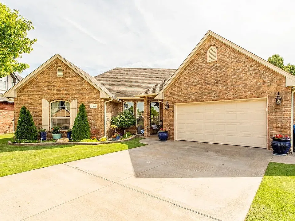 1103 Dalton Ct