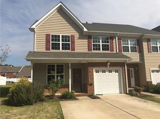 209 Monticello Ct, Smithfield, VA 23430