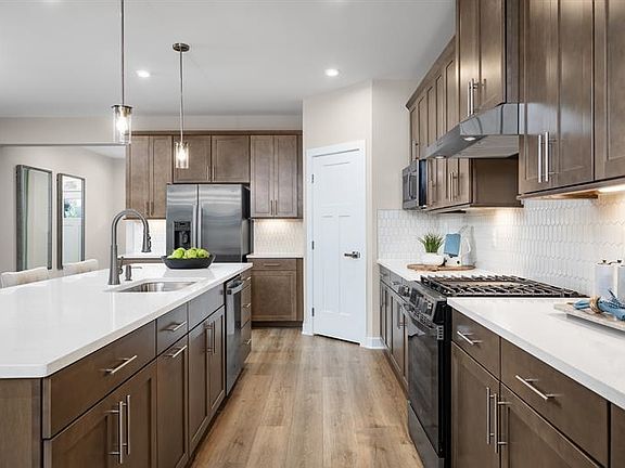 5th image of 4012 Viola Loop Lot 219