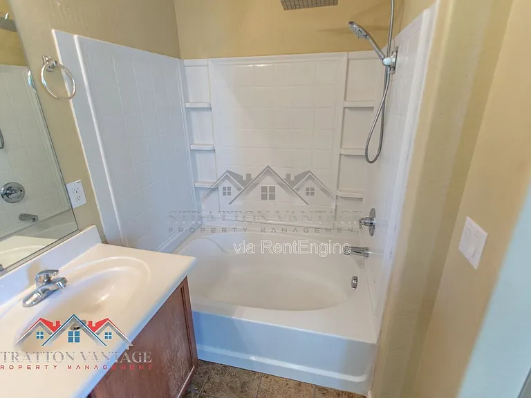 4685 E Laurel Ave — Photo 33