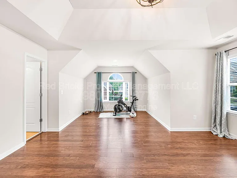 9229 Perseverance Dr — Photo 16