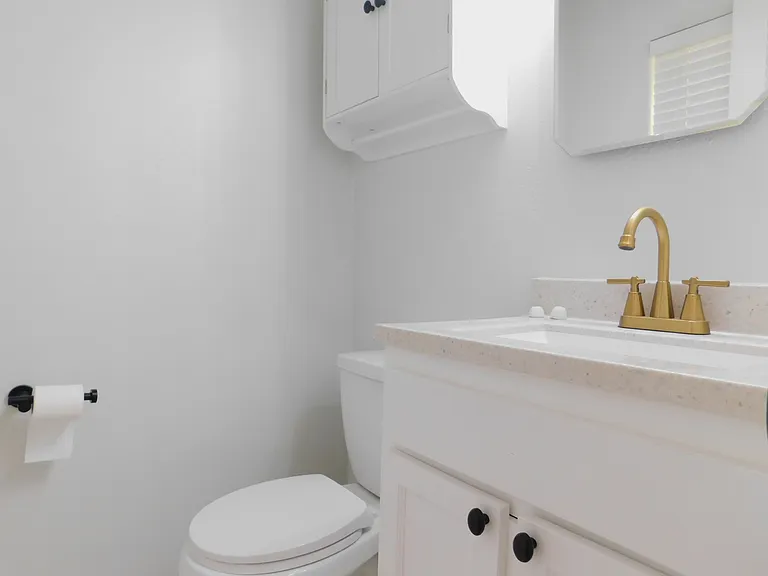705 Sun Valley Dr — Photo 17