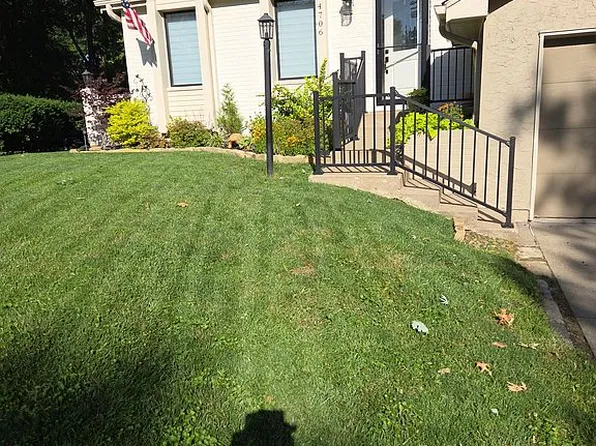 4706 Goddard St, Shawnee, KS 66203