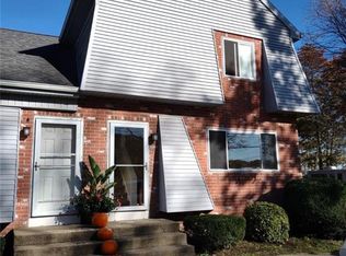 501 Dry Bridge Rd, North Kingstown, RI 02852