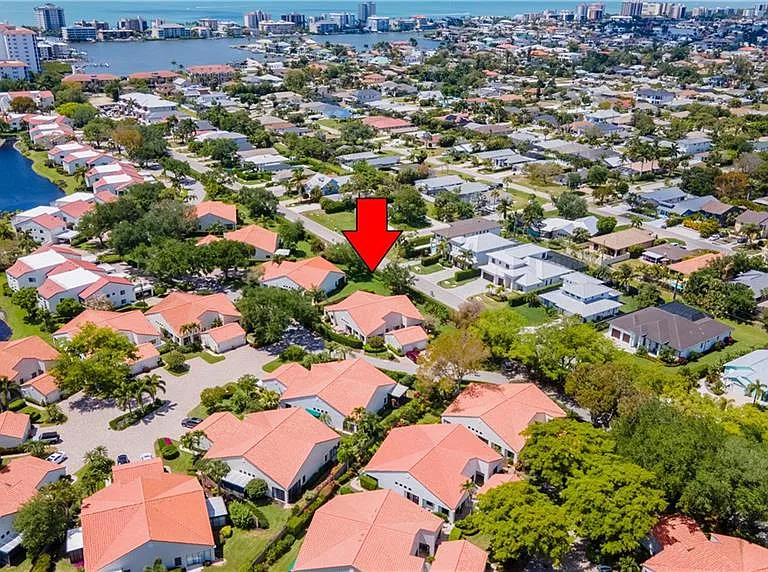 522 Beachwalk Cir — Photo 4