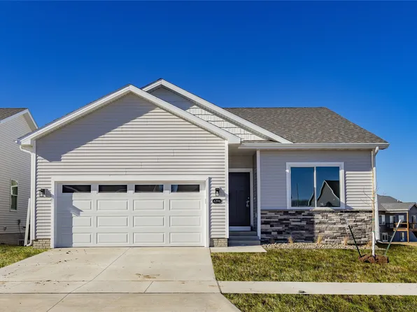 6396 NE 11th Ct, Des Moines, IA 50313