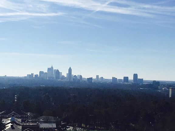View of midtown downtown from bedroom and living room/balcon