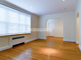 65 Park St APT 4, Brookline, MA 02446