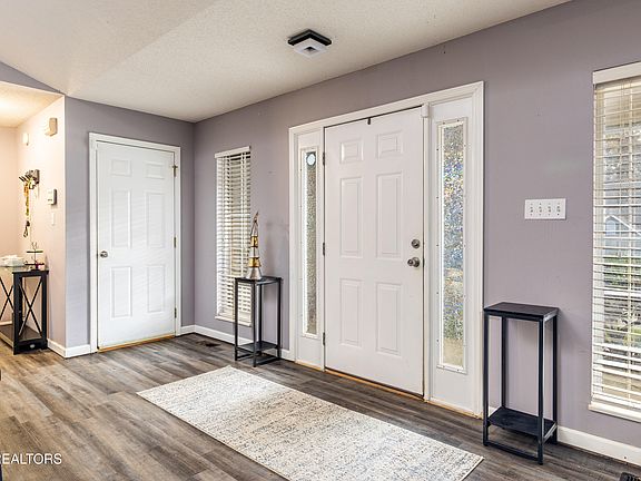 3rd image of 2137 Chas Way Blvd