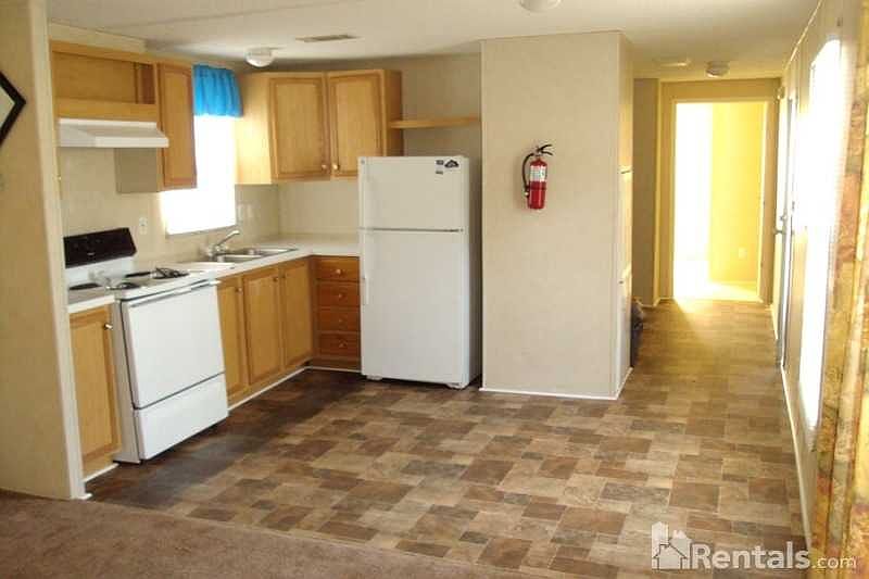 1st image of 3325 S Dingle Dr