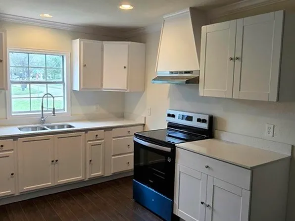 4302 Roberts St, Greenville, TX 75401