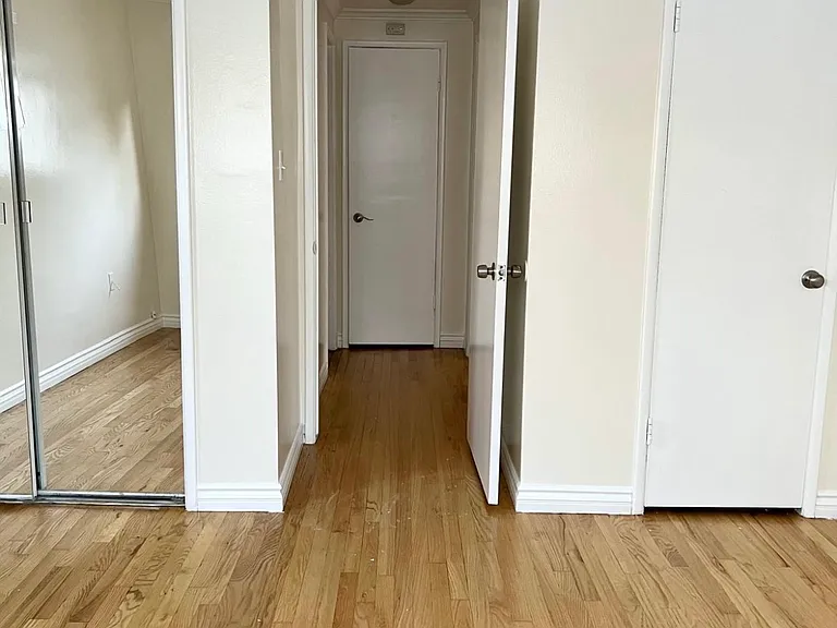 5115 Coldwater Canyon Ave #4 — Photo 5