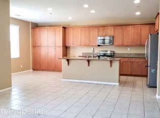 421 Kennedy Ct, Escondido, CA 92027
