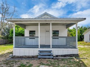 209 Piney Ave, Lake Wales, FL 33898