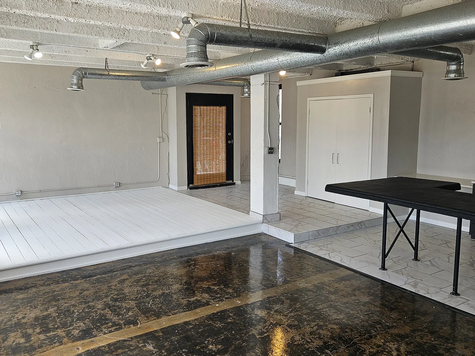Studio, 932 sqft, $1,400 — Photo 4