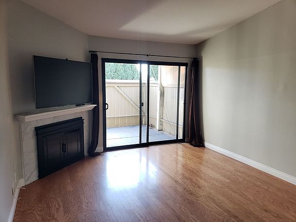 2nd image of 1141 Packers Cir Unit 84