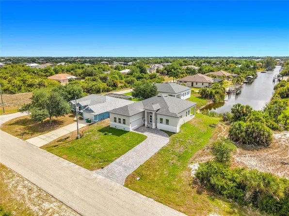 10262 Kingsville Dr, Port Charlotte, FL 33981