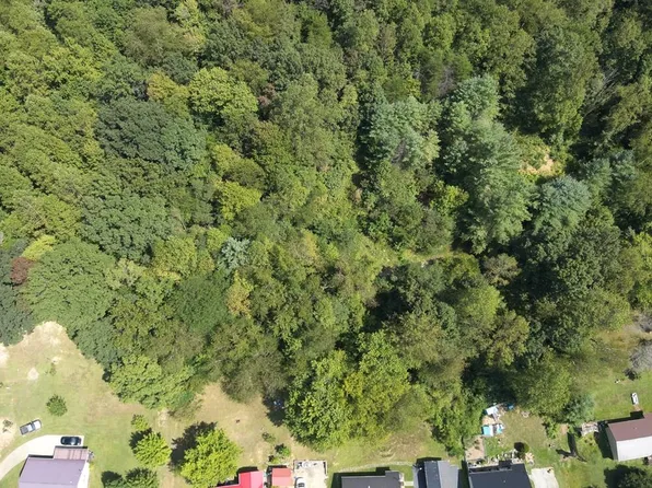 805 Flinders Dr, Vanceburg, KY 41179