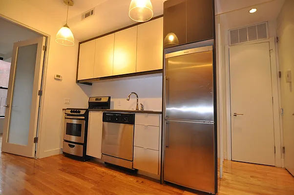 Rented by GTM Property Group  | media 32