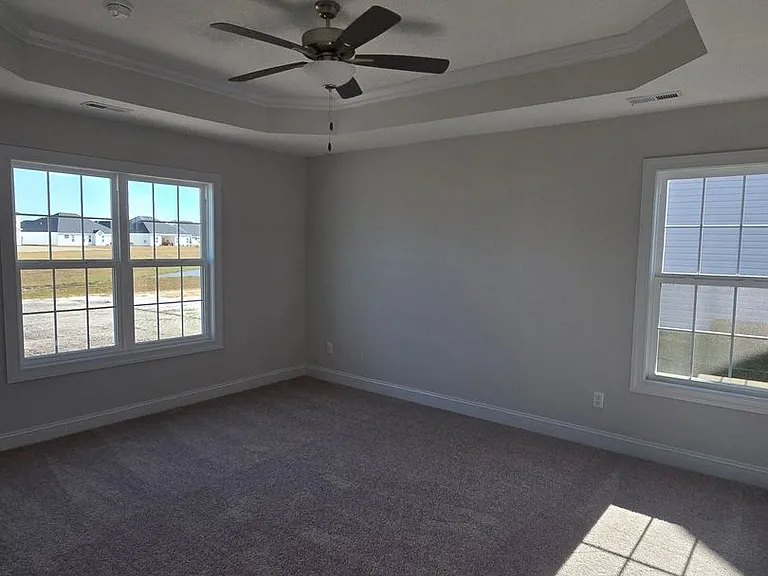 918 Uplands Ln — Photo 18