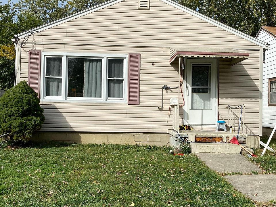 2nd image of 656 Marian Ave