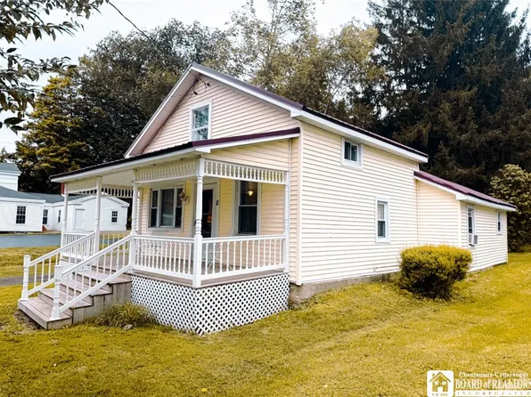 11 E Main St, Panama, NY 14767