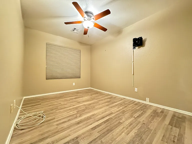 7443 W Via Del Sol Dr — Photo 25