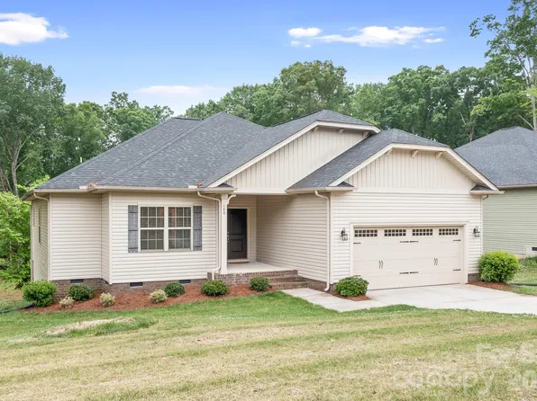 140 Wylie Trl, Statesville, NC 28677