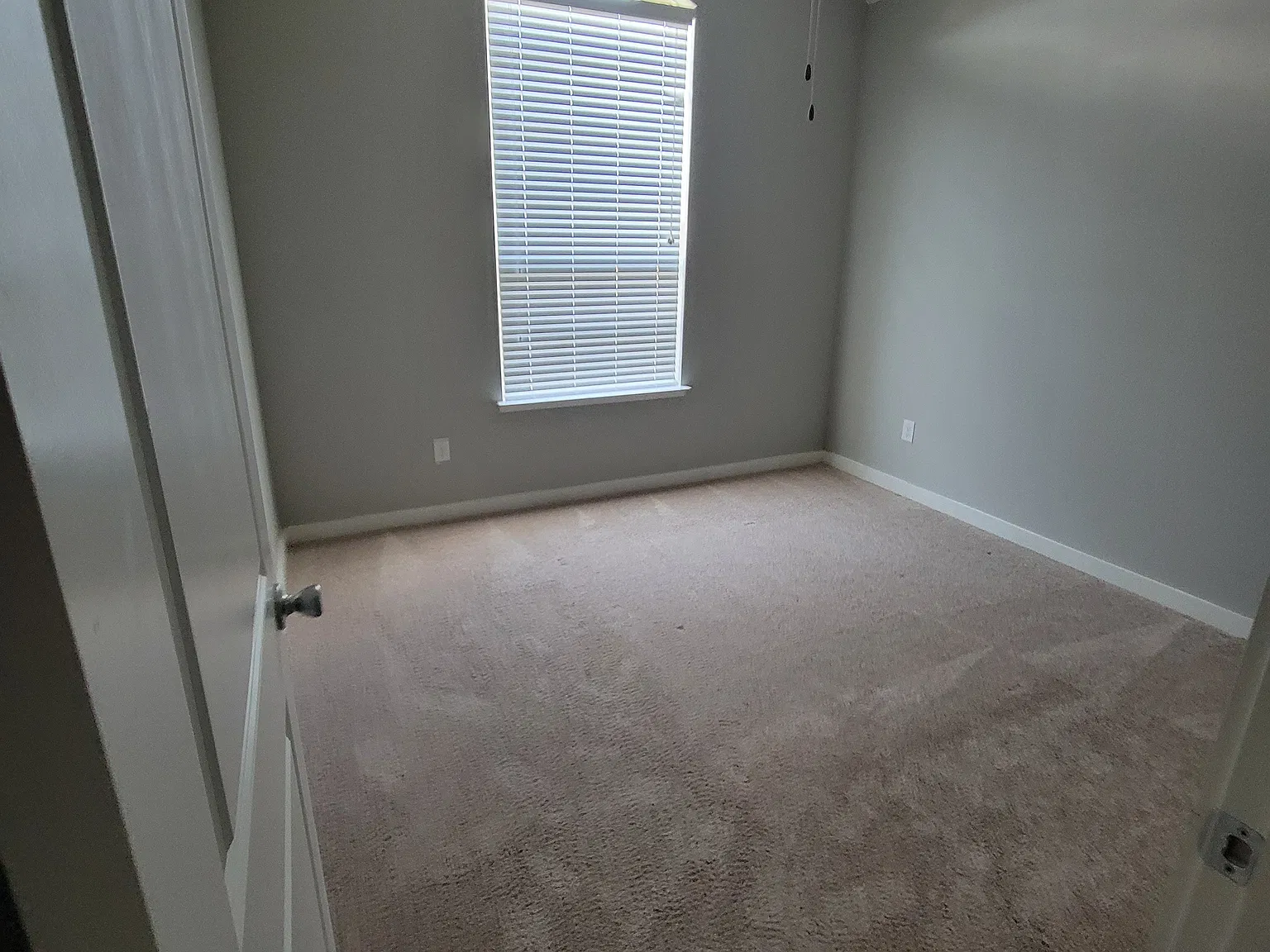 1 bed, 2511 sqft, $700 — Photo 4