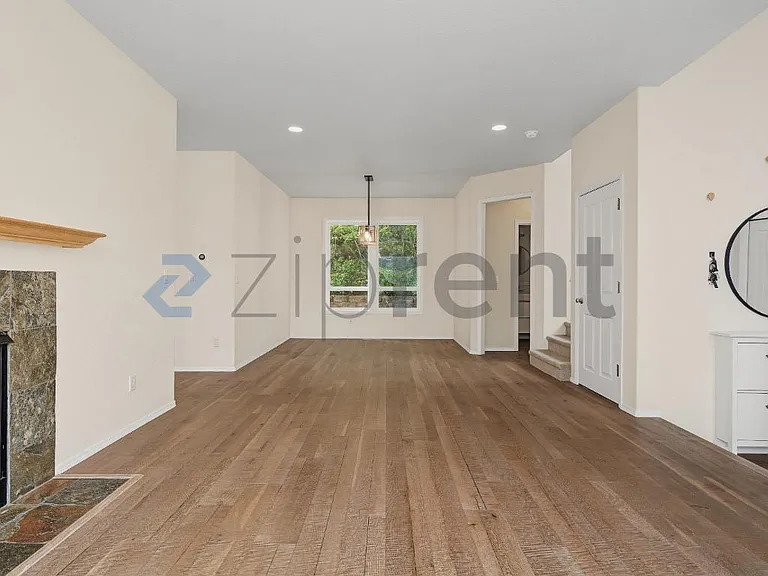 18052 SW Loxley Dr — Photo 13