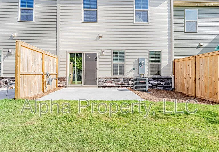 130 Eagle Wood Dr — Photo 22