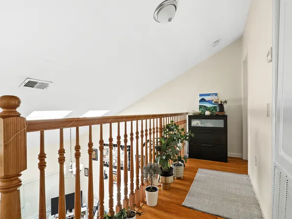 42-19 214th Place image 29 of 44