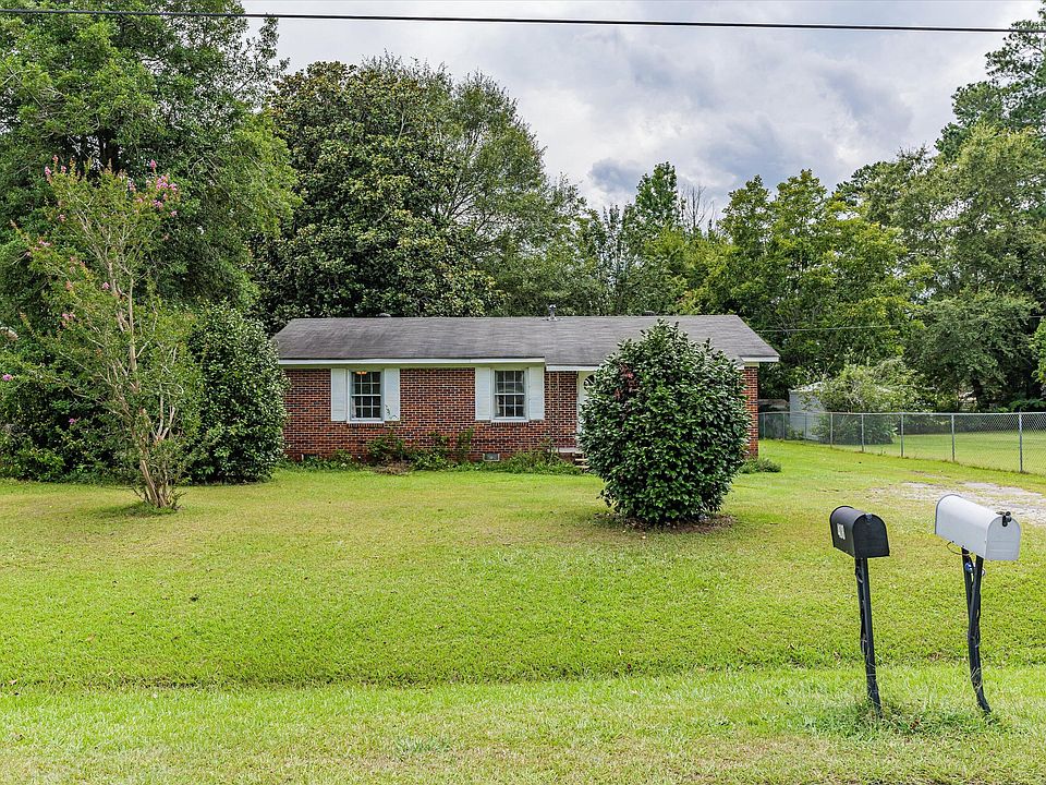 407 Ellington Ave, Thomson, GA 30824 Zillow