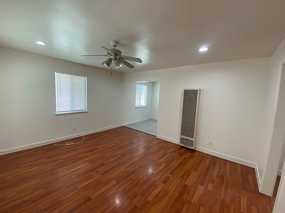 3rd image of 5024 Stewart Ave #1