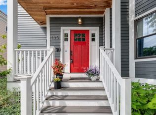 105 Cross St UNIT 3, Somerville, MA 02145