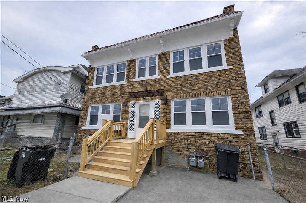 915 Eddy Rd, Cleveland, OH 44108 | MLS #5222281 | Zillow