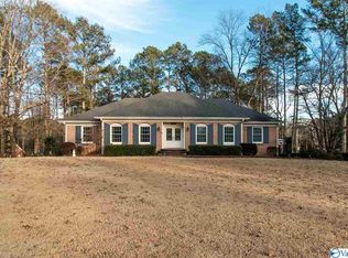 3907 Ridgedale St, Athens, AL 35613