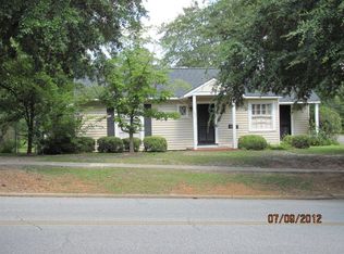 621 1st St SE, Moultrie, GA 31768