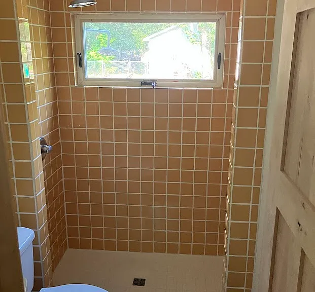 1437 S West Ave — Photo 3