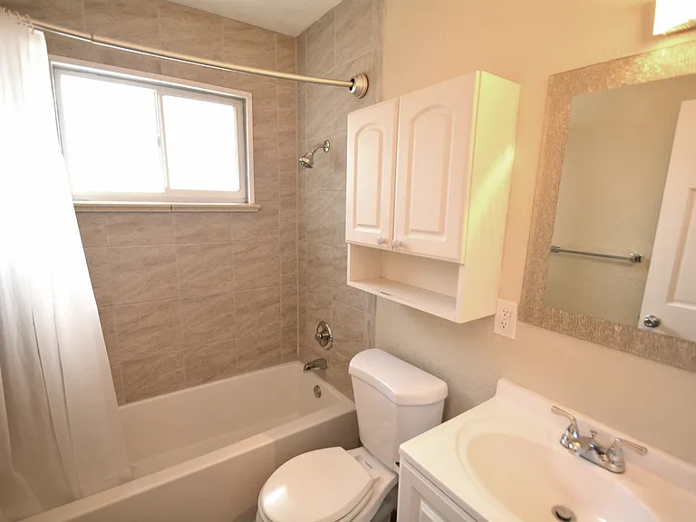 4514 Flower St #4514 — Photo 4